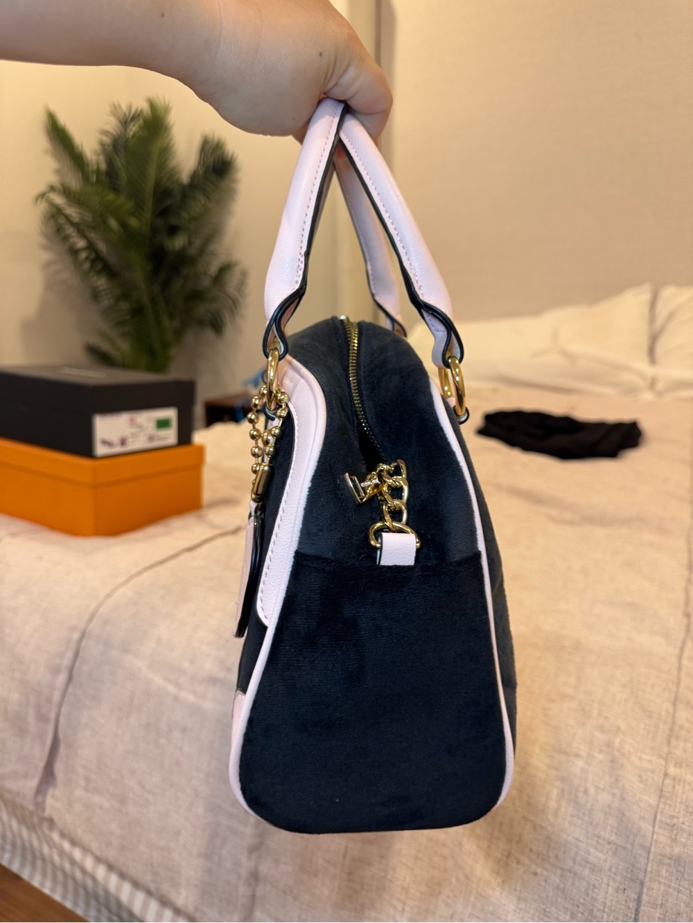 Juicy Couture Black Suede Satchel with Pink Trim - Picture 8 of 9